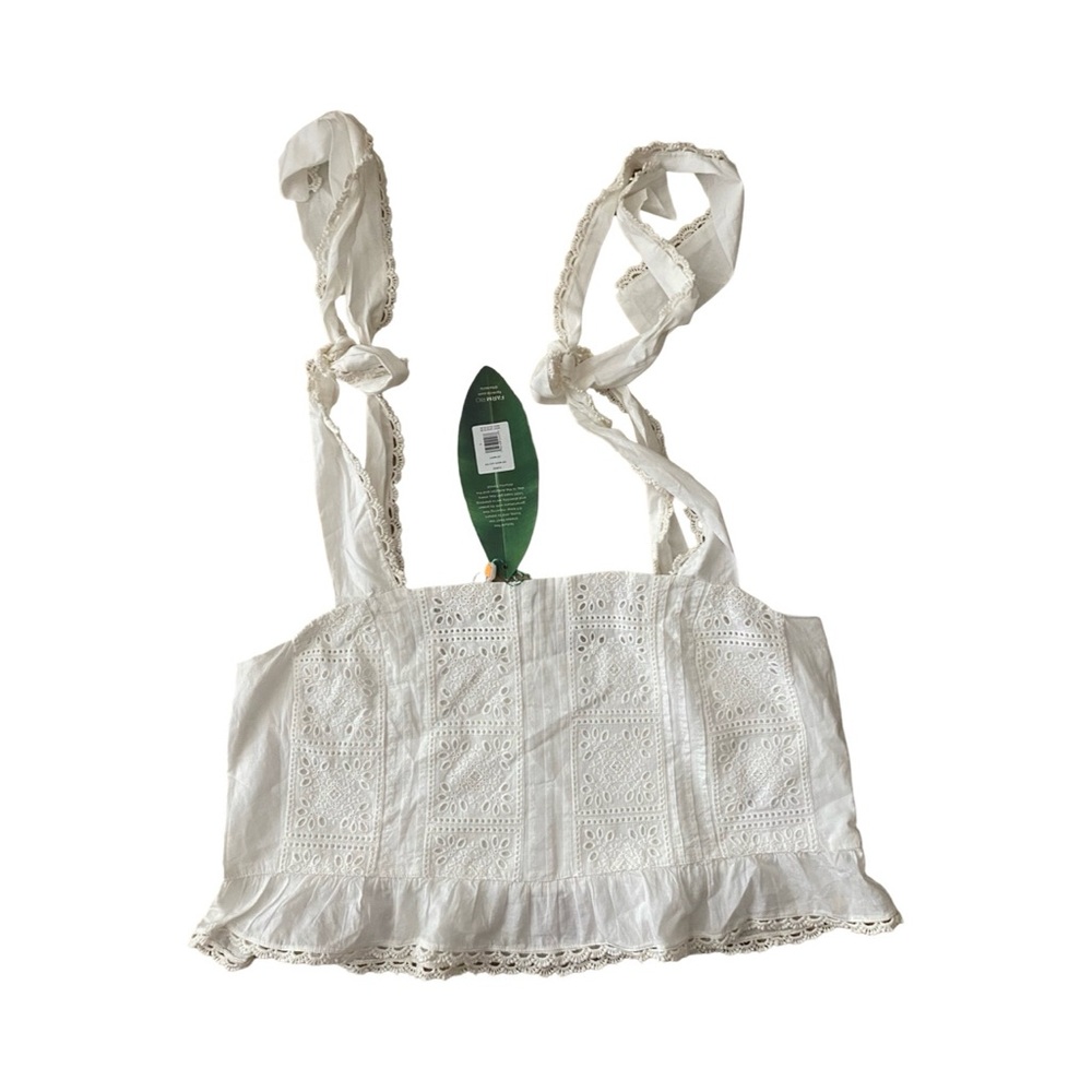 **FLASH SALE** NEW Farm Rio White Eyelet Top L